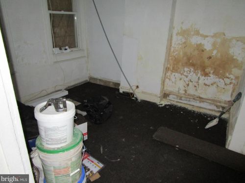 2622 Gordon St, Philadelphia PA 19132-4632 exterior