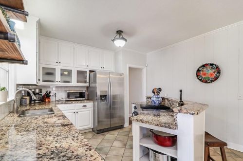 1463 Enota Ave, Gainesville GA 30501-1919 exterior