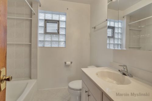 4153 Mason Ave, Chicago IL 60630-3143 exterior