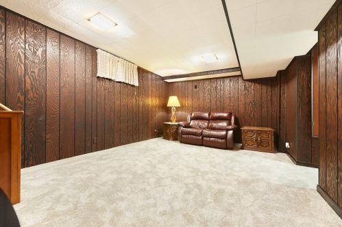 5909 Interboro Ave, Pittsburgh PA 15207-2266 exterior