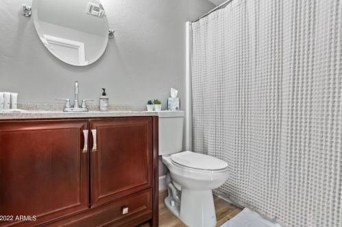 406 12th St, Phoenix AZ  85006-3405 exterior