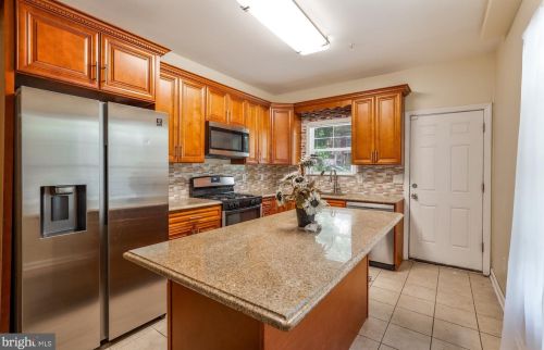 194 Passaic St, Trenton NJ  08618-4607 exterior