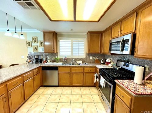 17035 Clark Ave, Bellflower CA 90706-2230 exterior