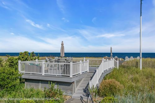 767 Ave, Point Pleasant Beach NJ 08742-5315 exterior