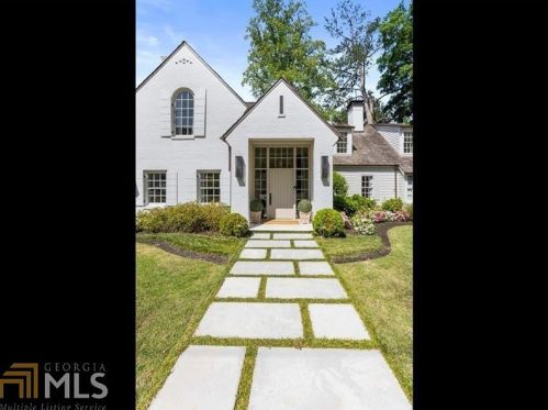 2312 Montview Dr, Atlanta GA 30305-4071 exterior