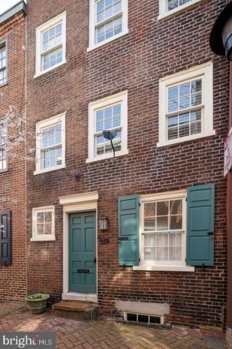 319 Iseminger St, Philadelphia PA  19107-5903 exterior