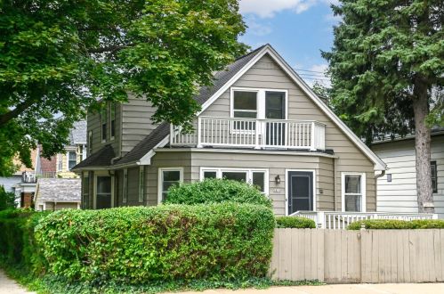 2819 Howell Ave, Milwaukee WI 53207-2054 exterior