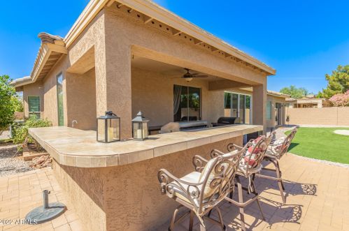 3174 Mead Dr, Chandler AZ 85248-5524 exterior