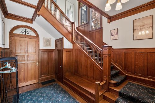 231 Paris Ave, Grand Rapids MI 49503-4764 exterior