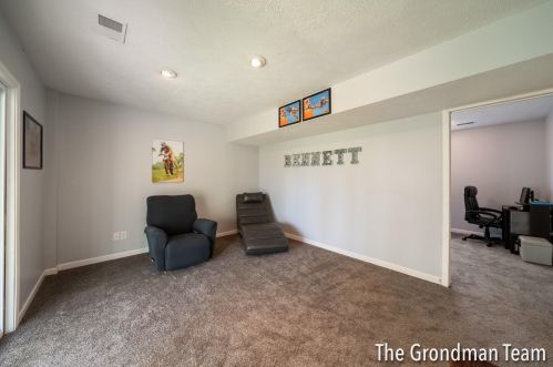 3032 Root Ct, Cedar Springs MI 49319-8153 exterior