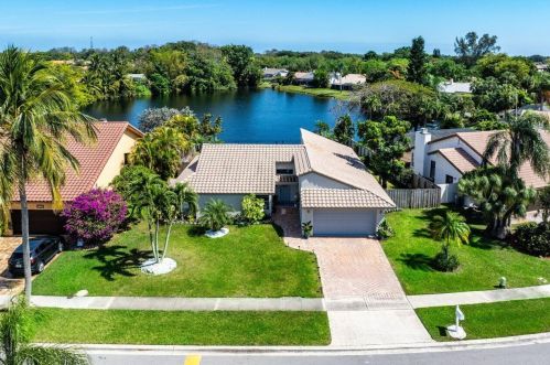 21176 Escondido Way, Boca Raton FL  33433-2505 exterior