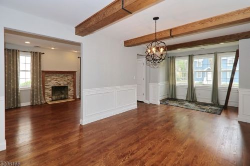 78 Benjamin St, Cranford NJ  07016-2622 exterior