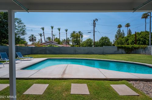 6344 13th Pl, Phoenix AZ  85014-1423 exterior