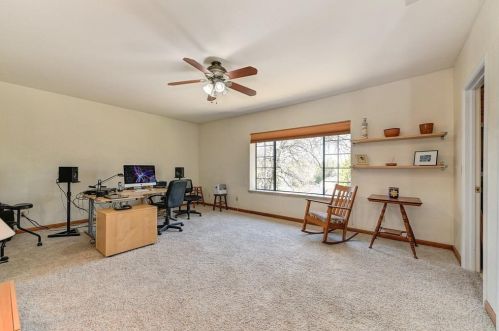 9811 Blue Lk Dr, Folsom CA 95630-1909 exterior