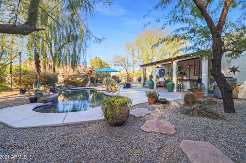 3640 60th St, Phoenix AZ 85018-6708 exterior