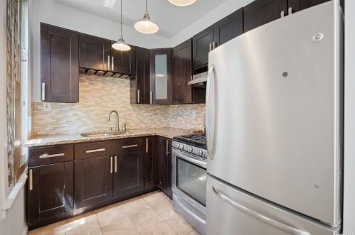 109 111th St, New York, NY 10026-4207