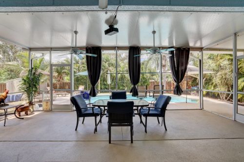 3444 Fashoda St, Fort Pierce FL 34953-4643 exterior