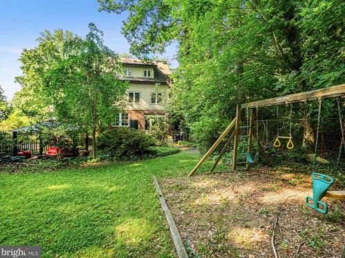 1111 Highland Dr, Silver Spring MD 20910-2220 exterior