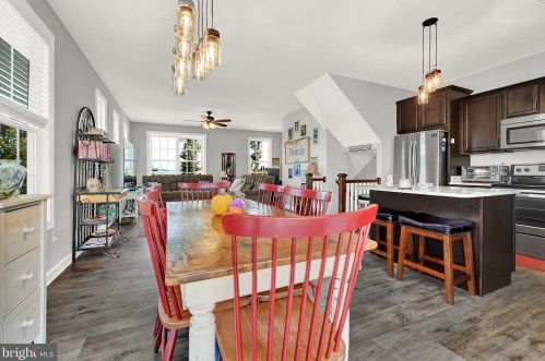 134 Overlook Dr, Hanover PA  17331-9136 exterior