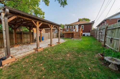 8511 Richard Ave, Saint Louis MO 63132-2806 exterior