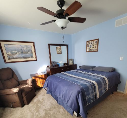 3938 119, Milwaukee WI 53228-1814 exterior