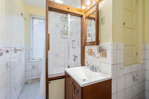 3163 Ashlyn St, Pittsburgh PA 15204-1705 exterior