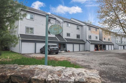 267 Cedar St, Norwalk CT 06854-1818 exterior