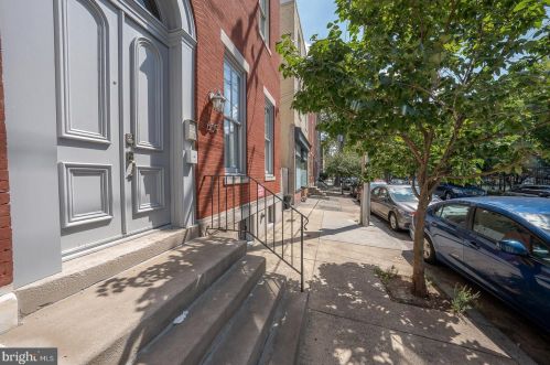 609 18th St, Philadelphia PA 19130-3301 exterior