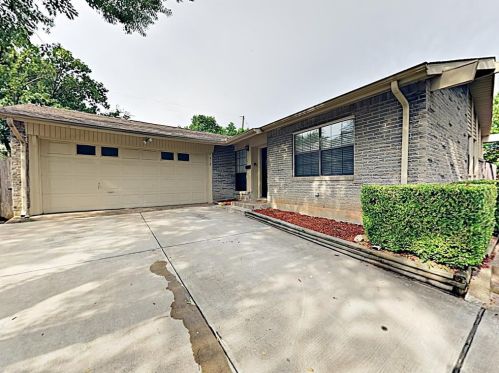 2912 Candlewick Ln, Dallas, TX 75234-3610