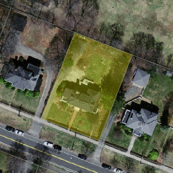 1727 Beacon St, Newton MA 02468-1401 aerial view