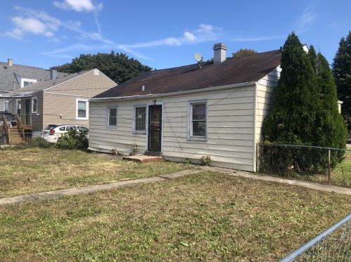 9158 Drexel Ave, Chicago, IL 60619-7618