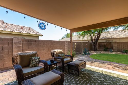 23606 22nd Way, Phoenix AZ  85024-8678 exterior