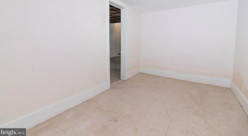 188 Hanover St, Trenton NJ 08608-1704 exterior