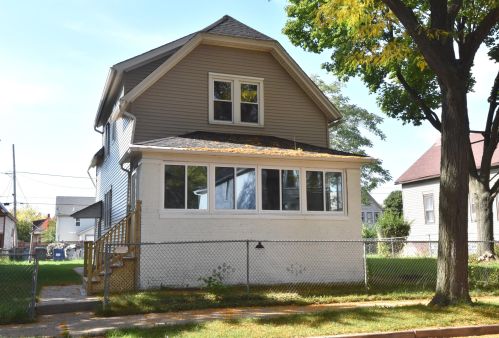 1939 18th St, Milwaukee WI  53205-1646 exterior