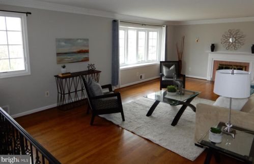 7115 Warbler Ln, Mc Lean VA  22101-2037 exterior