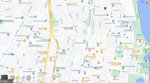 502 Bashford Ln, Alexandria VA  22314-1183 exterior