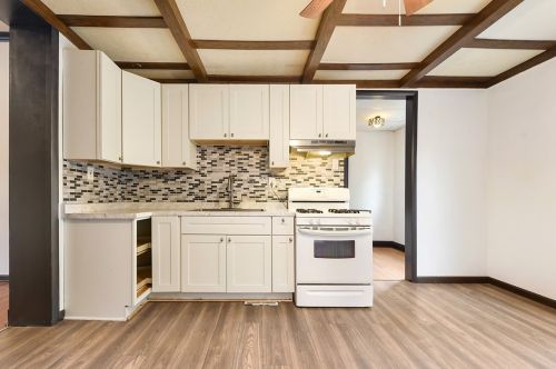 2014 Arlington Ave, Pittsburgh PA 15203-1311 exterior