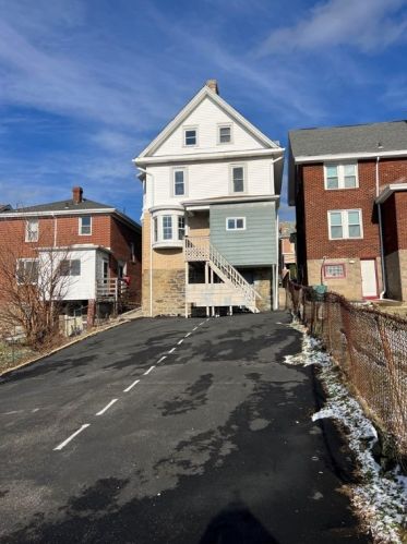 1302 Chelton Ave, Pittsburgh, PA 15226-2306