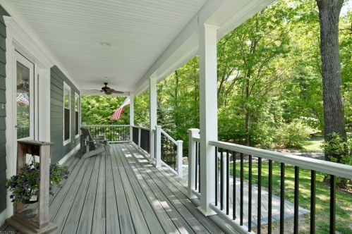 2 Summer Tree Run, Sparta, NJ 07871-3741