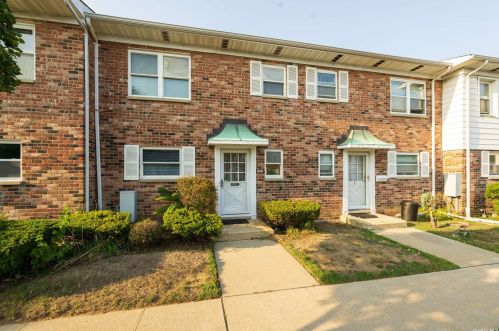 1030-30 Franklin Ave, Valley Stream NY  11580-2102 exterior