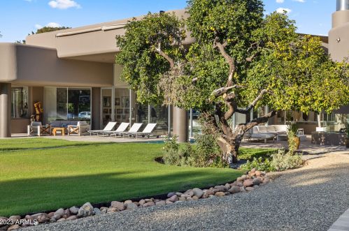 2111 Colter St, Phoenix AZ  85015-2821 exterior