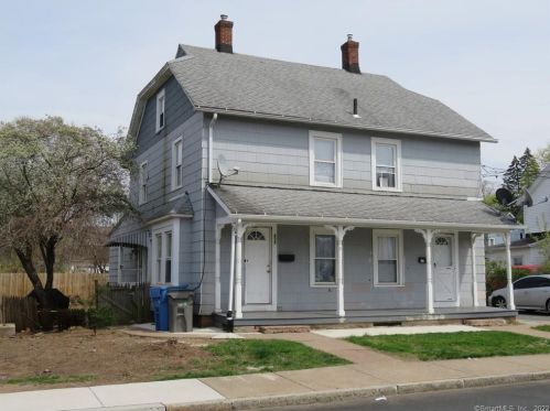 235 Spruce St, Manchester, CT 06040-6158