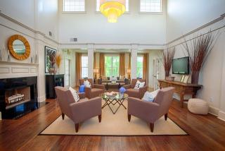 240 Belle Isle Rd, Atlanta GA  30342-2388 exterior