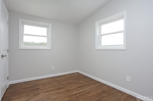 16 Carole Pl, Old Bridge NJ  08857-2502 exterior