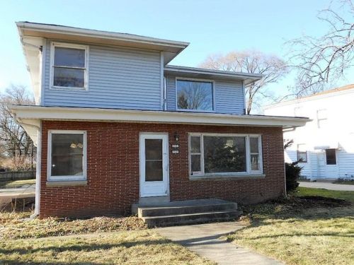 2121 106, Milwaukee WI  53226-2301 exterior