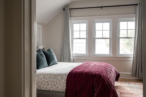 1374 58, Milwaukee WI 53214-5111 exterior