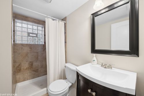 4839 Christiana Ave, Chicago IL 60625-5201 exterior