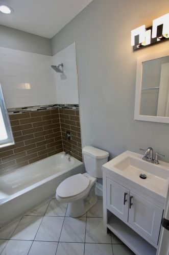 8620 Carpenter St, Chicago IL  60620-3311 exterior