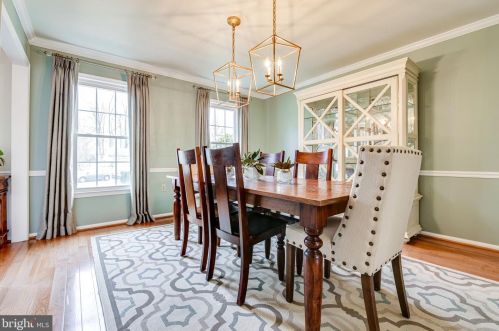 2122 Rampart Dr, Alexandria VA exterior