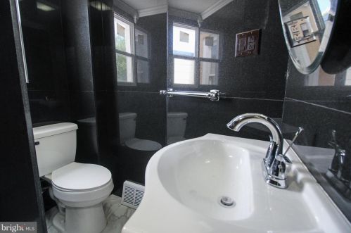 1502 Berks St, Philadelphia PA 19131-3215 exterior